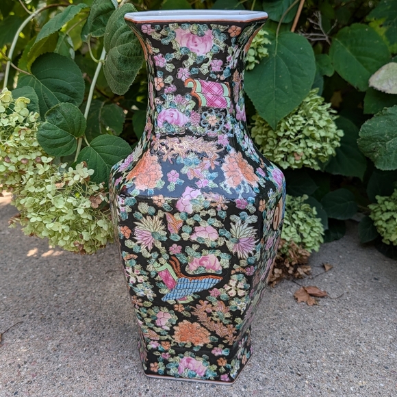 vintage CHINESE PORCELAIN VASE hexagonal hexagon